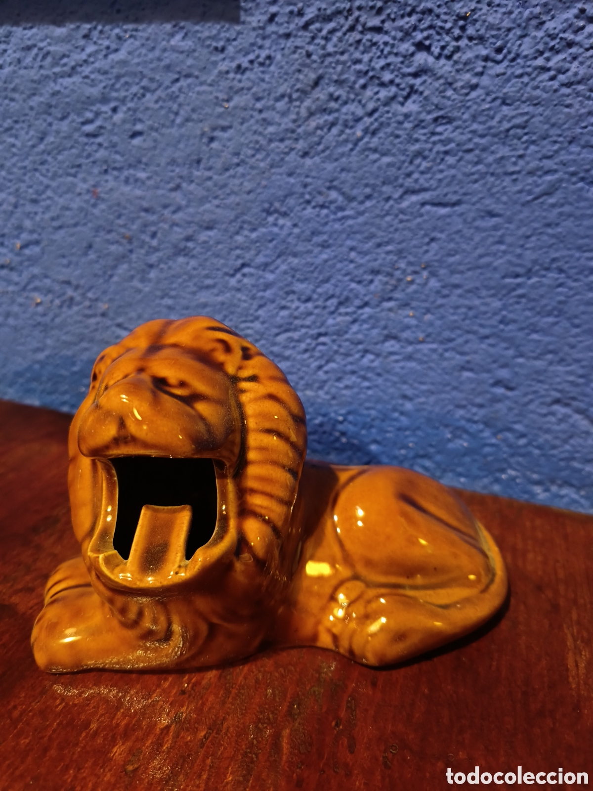 Vintage: Cenicero de cer&aacute;mica Le&oacute;n - Foto 1