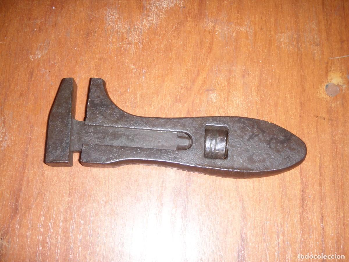 Vintage: ANTIGUA LLAVE INGLESA 2.2 - Foto 1