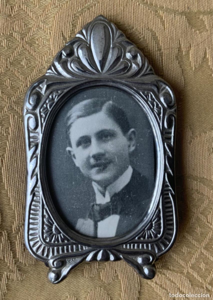 Vintage: PEQUE&Ntilde;O MARCO FOTOS LABRADO