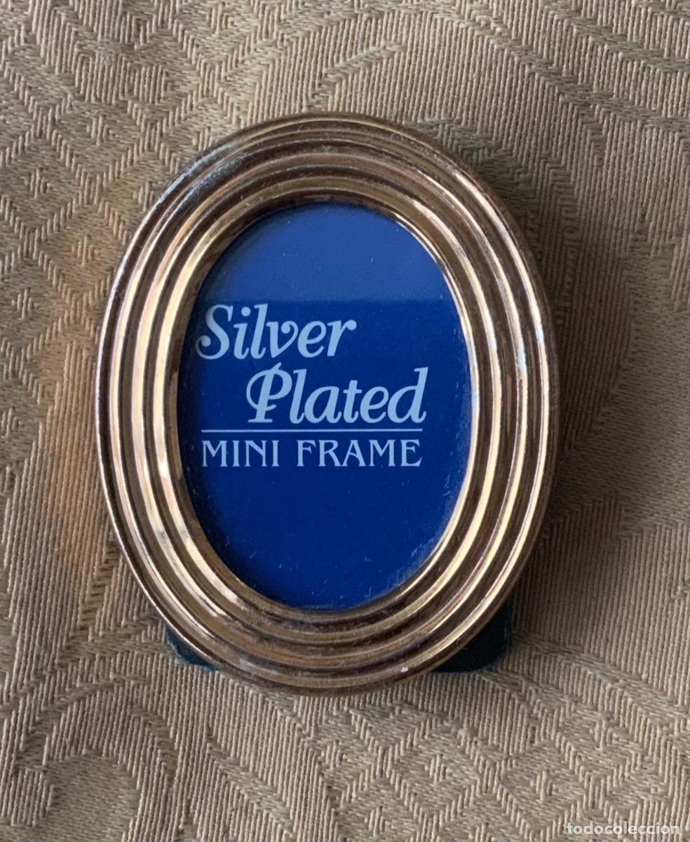 Vintage: ANTIGUO PEQUE&Ntilde;O MARCO OVAL