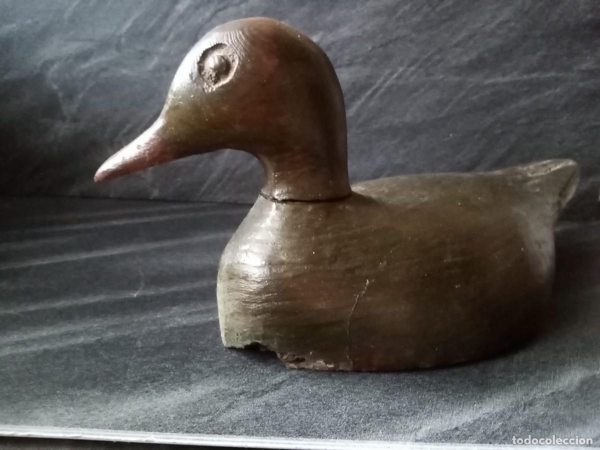 Vintage: Pato reclamo de madera antiguo. - Foto 1