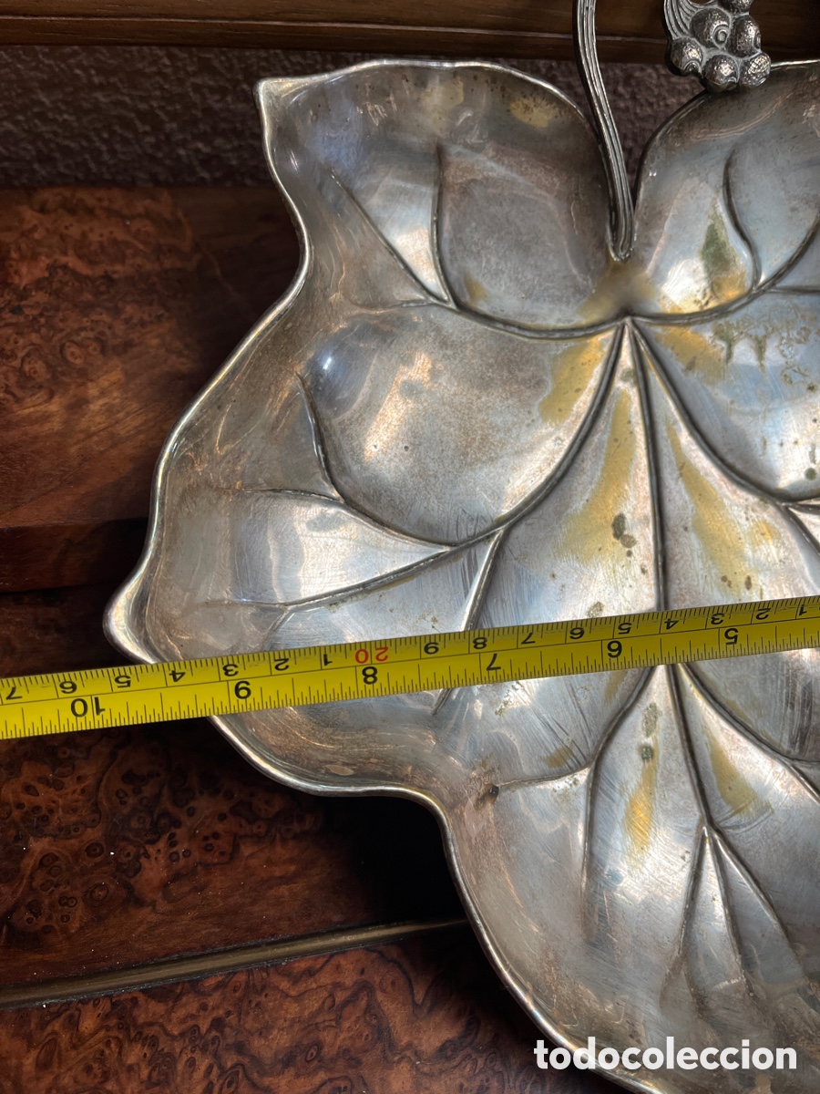 Vintage: Bandeja de metal plateado con forma de hoja. - Foto 4