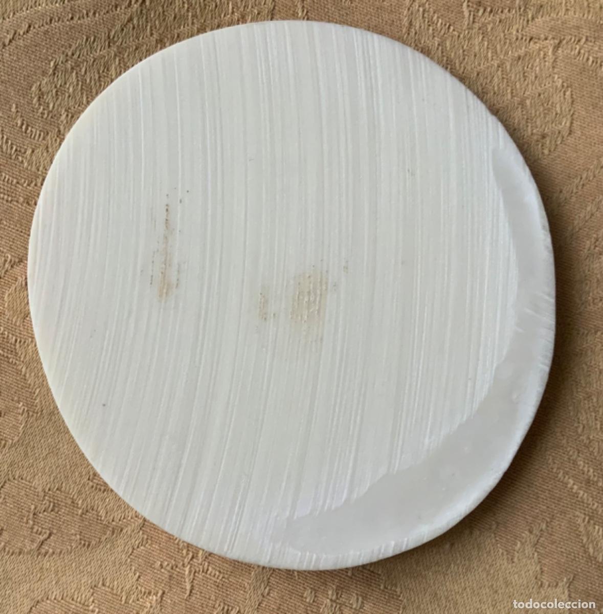 Vintage: MEDALLON ROSET&Oacute;N DE ESCAYOLA CON RELIEVE - Foto 3