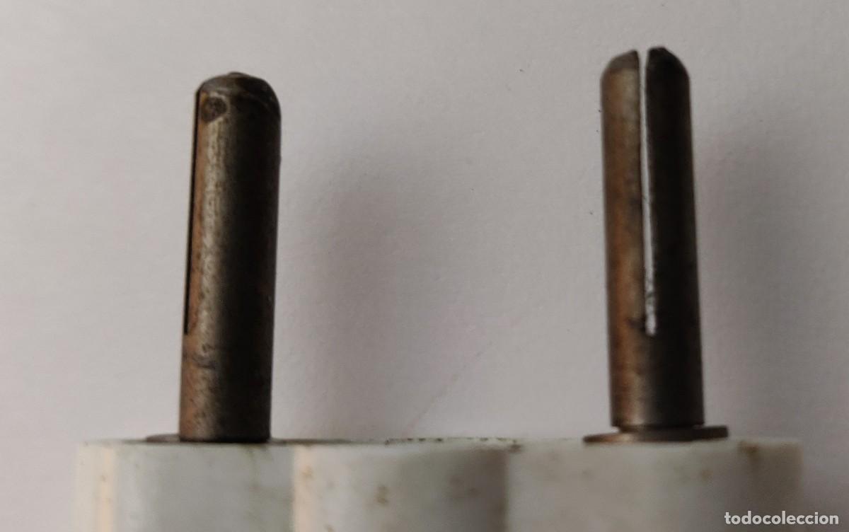 Vintage: Enchufe de Baguelita - Foto 7