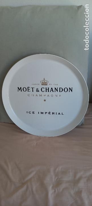 Vintage: Moet & Chandon Ice Imperial. Champagne. Bandeja para servir. 51 cm,