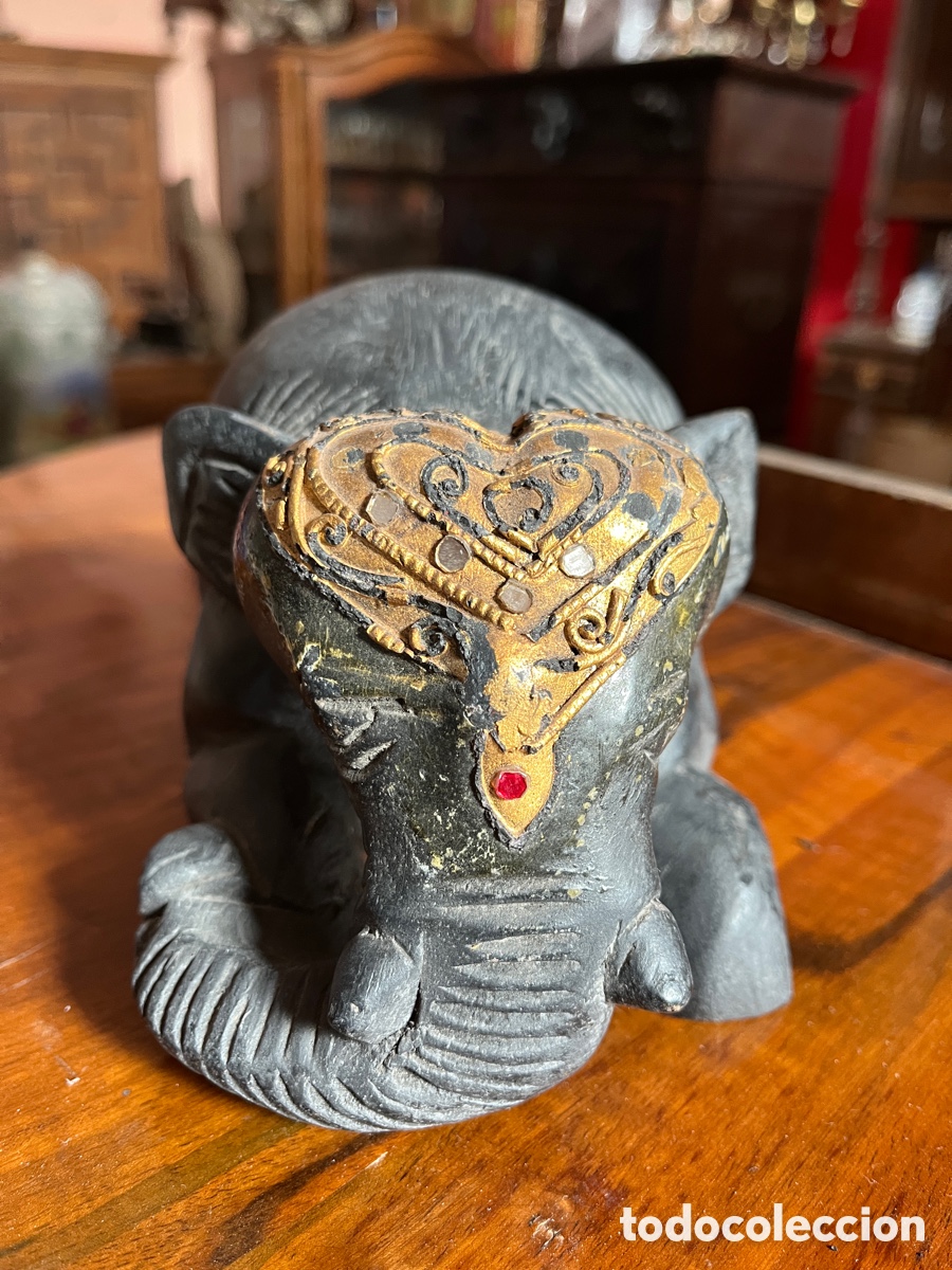 Vintage: Elefante de madera indio.