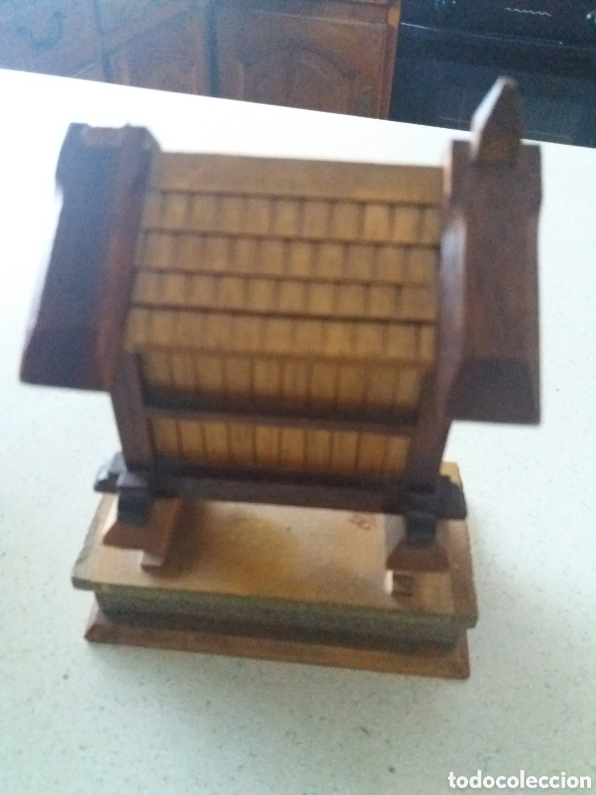 Vintage: Figura horreo caja de madera - Foto 5
