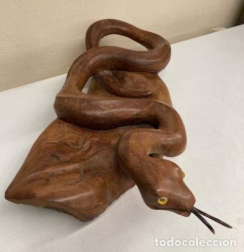 Vintage: Serpiente tallada en madera - Foto 5