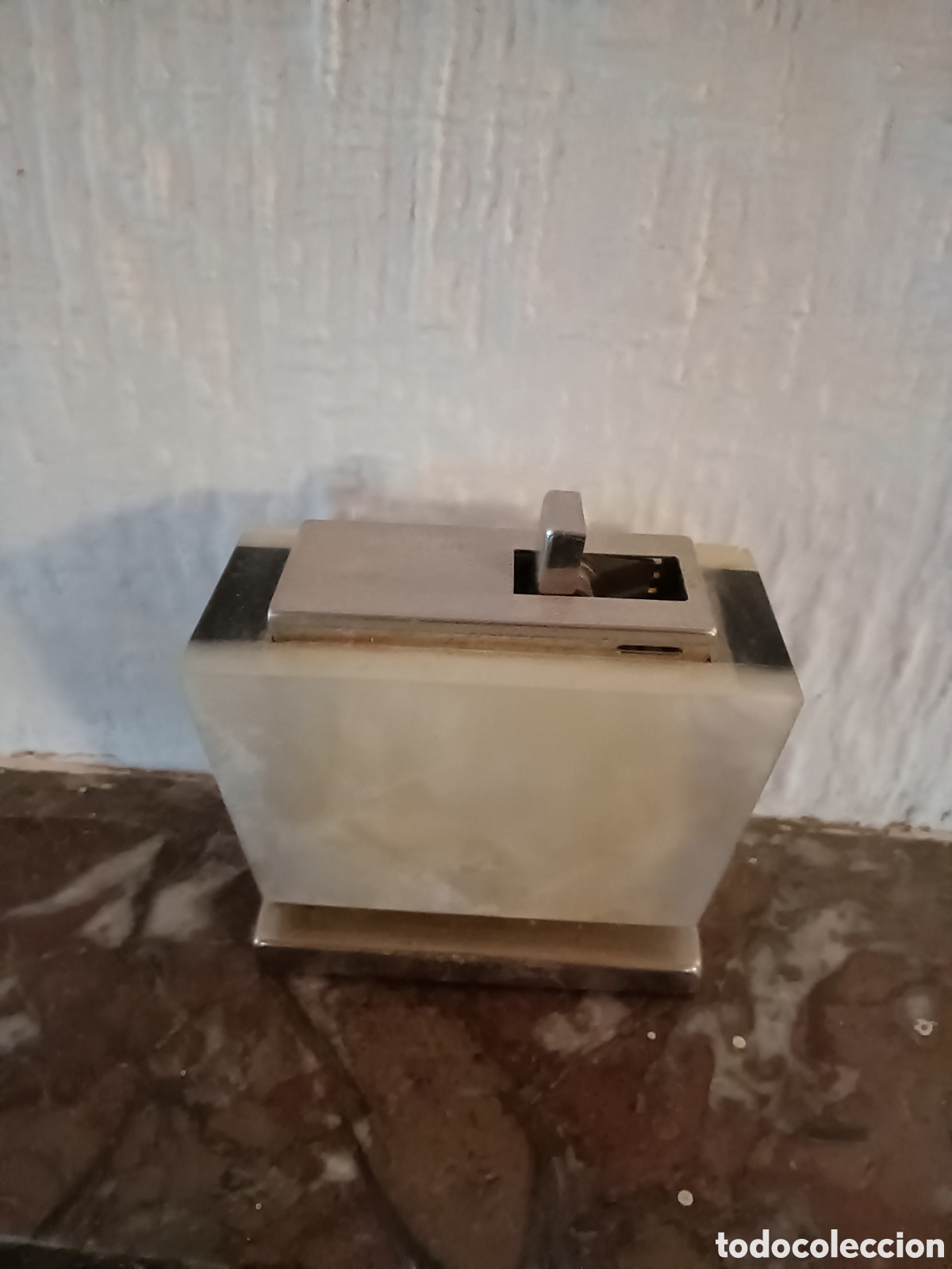 Vintage: Antiguo mechero de mesa de metal y marmol