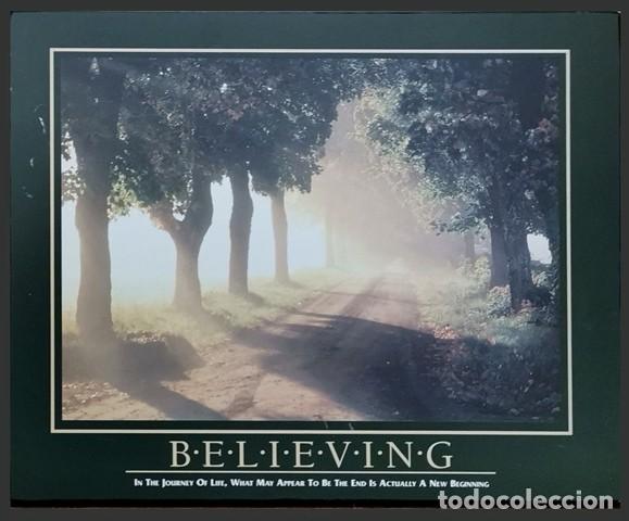 Vintage: FOTOGRAFIA REPRODUCCION SOBRE CARTON PRENSADO B.E.L.I.E.V.I.N.G IN THE JOURNEY OF LIFE - CUADRO-697