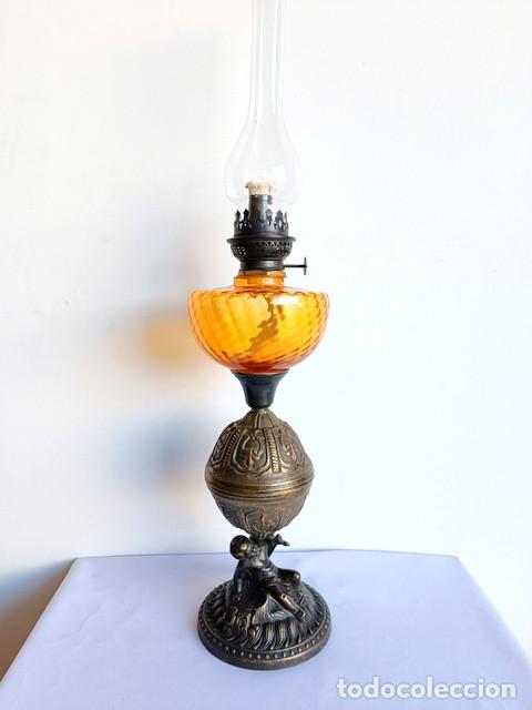 Vintage: QUINQU&Eacute; DE LAT&Oacute;N Y CRISTAL NI&Ntilde;O CON BOLA