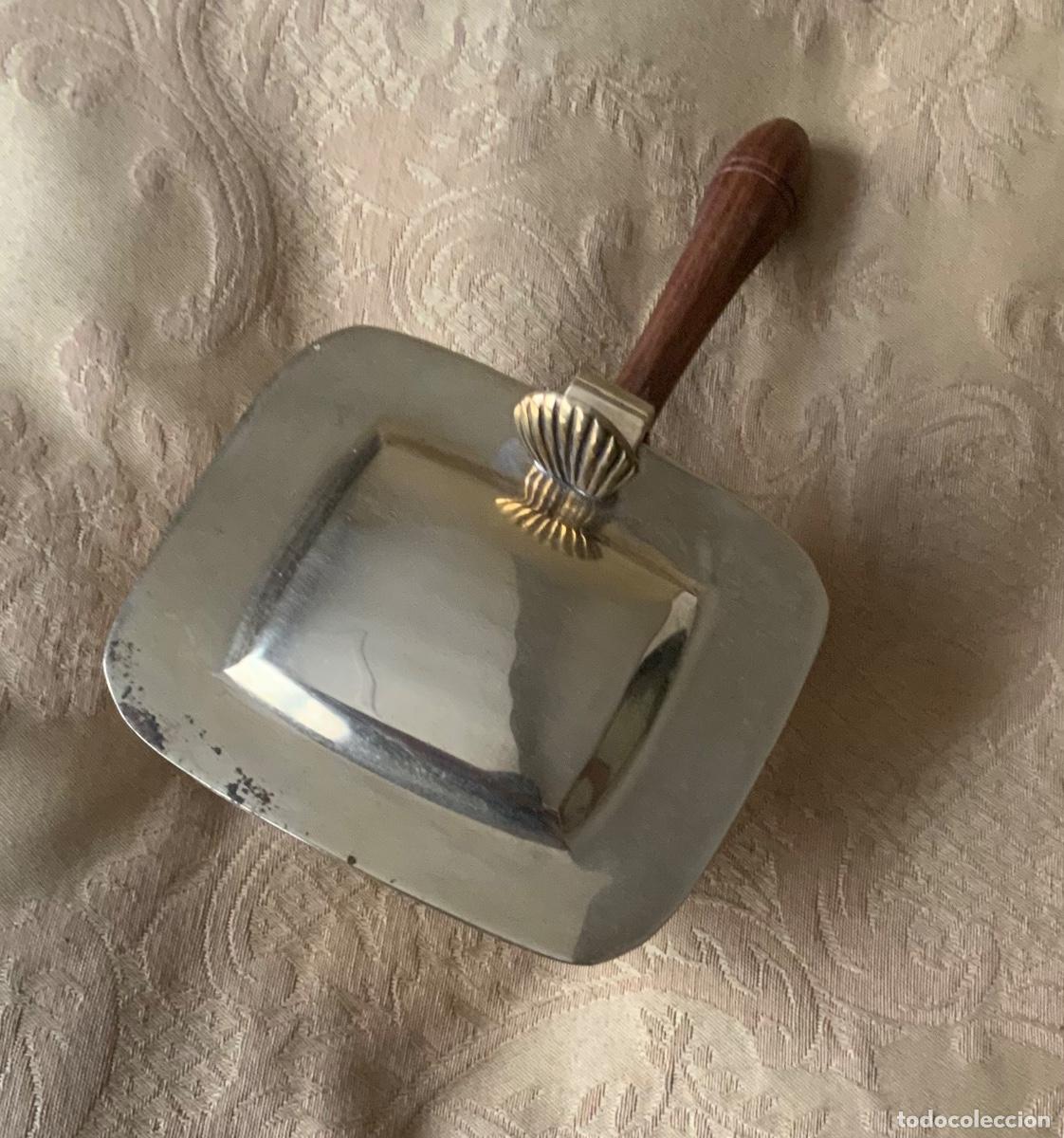 Vintage: ANTIGUO VACIA CENICEROS MANGO DE MADERA - Foto 1