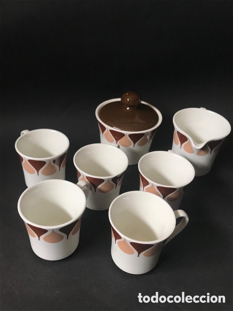 Vintage: JUEGO DE CAF&Eacute; ANTIGUO - 7 PIEZAS DE PORCELANA DE ROYAL CHINA - VIGO