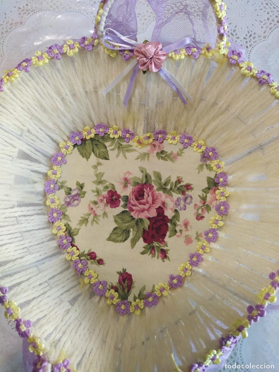 Vintage: Cesta coraz&oacute;n mimbre NUEVA - Foto 2