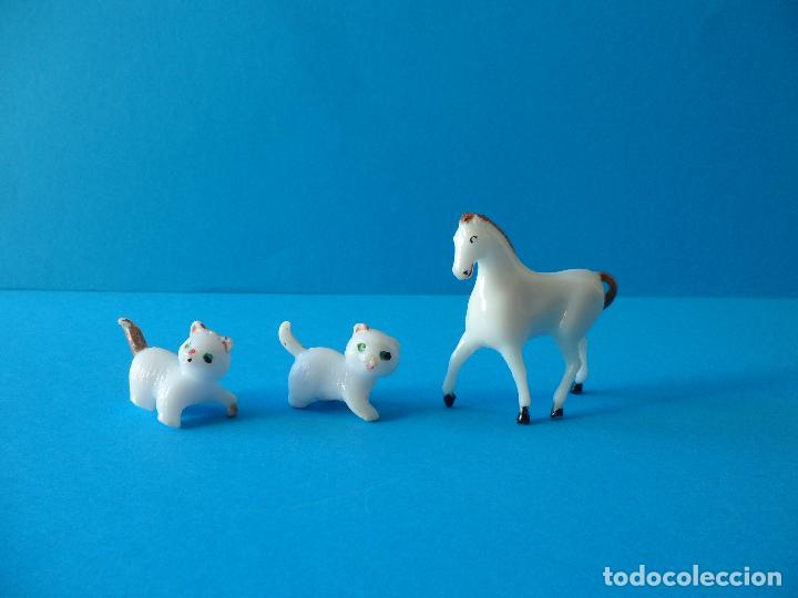 Vintage: Figuras de decoraci&oacute;n Vintage. Gatitos y Caballo.