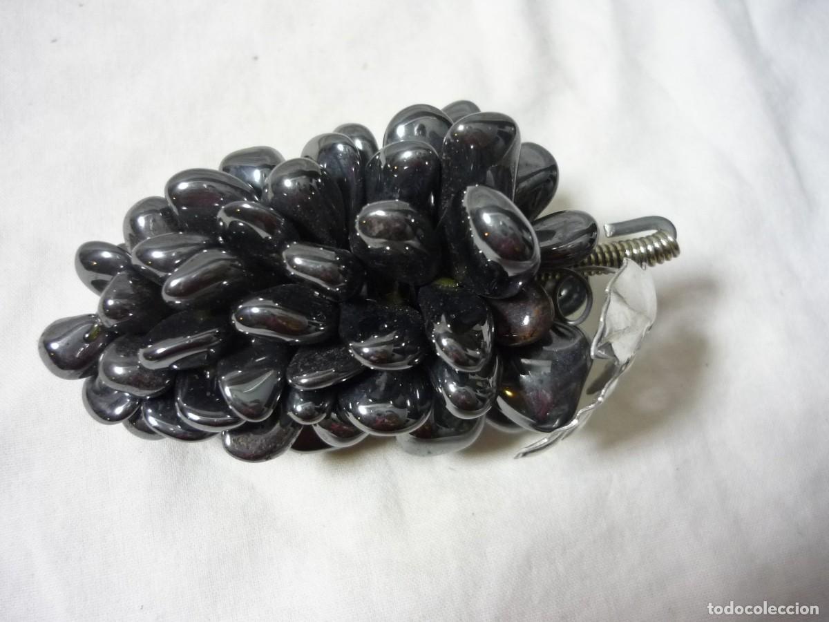 Vintage: Racimo de uvas de hematites - Foto 6