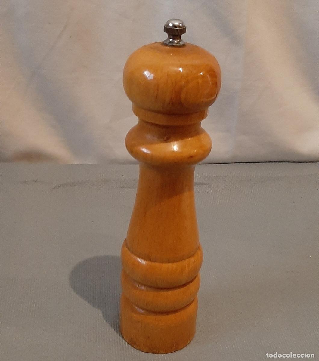Vintage: Molinillo de pimienta en madera - Foto 1