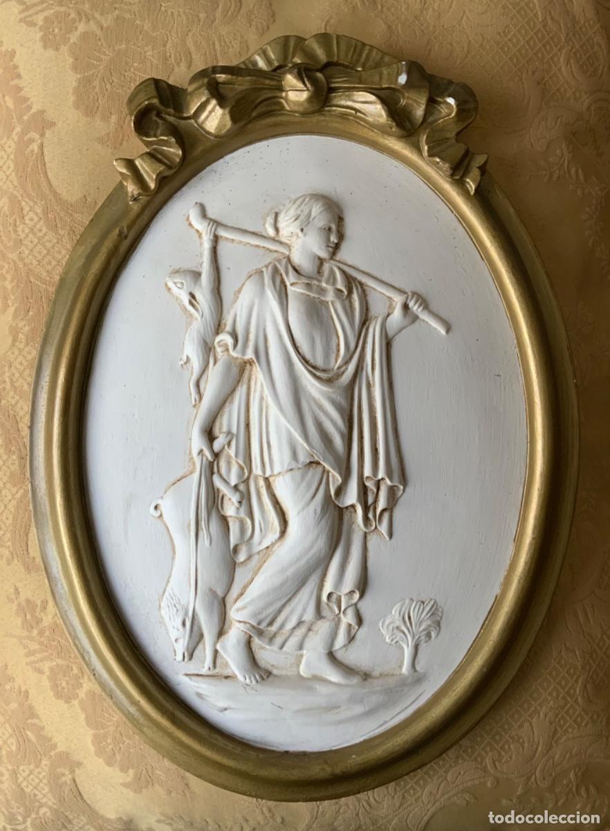 Vintage: CUADRO VINTAGE OVAL ESCAYOLA, CL&Aacute;SICO,