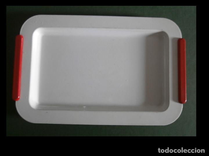 Vintage: Dos bandejas en rojo y blanco vintage - Foto 2