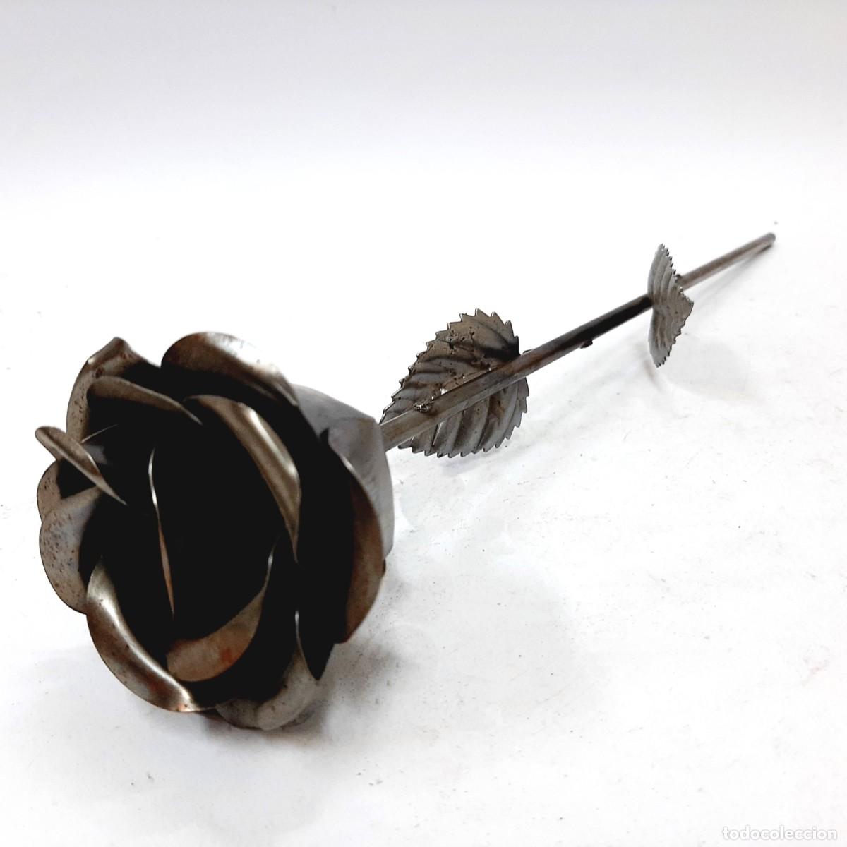 Vintage: Rosa de metal vintage hecha a mano(12.4)