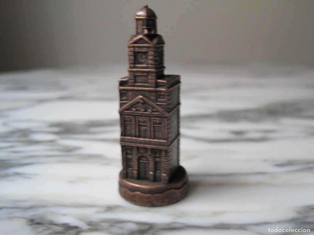 Vintage: PUERTA DEL SOL - MADRID - PEQUE&Ntilde;A FIGURA DE METAL