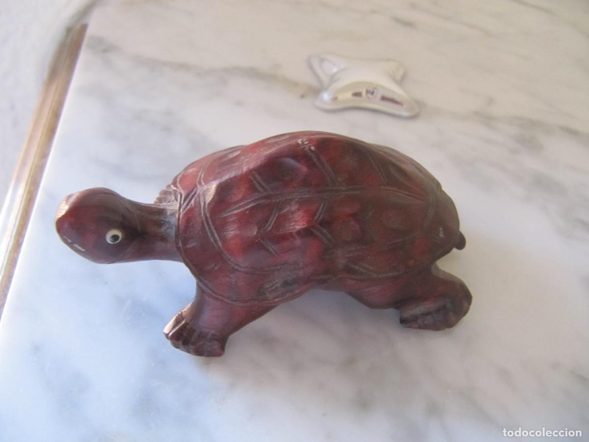 Vintage: Carved Rosewood Turtle Vintage