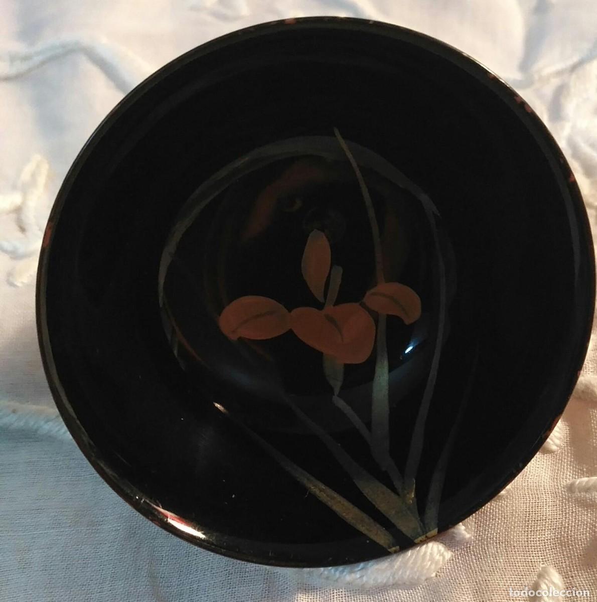 Vintage: V09 Peque&ntilde;o cuenco Jap&oacute;n esmaltado con una flor - di&aacute;metro 5.50cm x 3cm