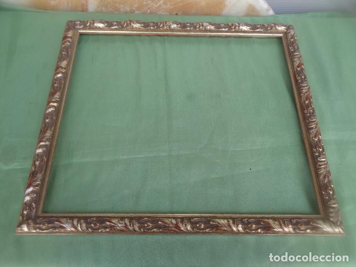 Vintage: BONITO MARCO CON RELIEVES 44 X 50