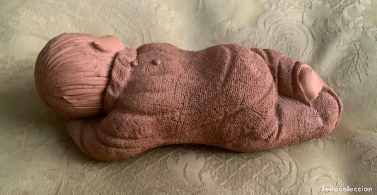 Vintage: BEBE DURMIENDO DE TERRACOTA - Foto 11
