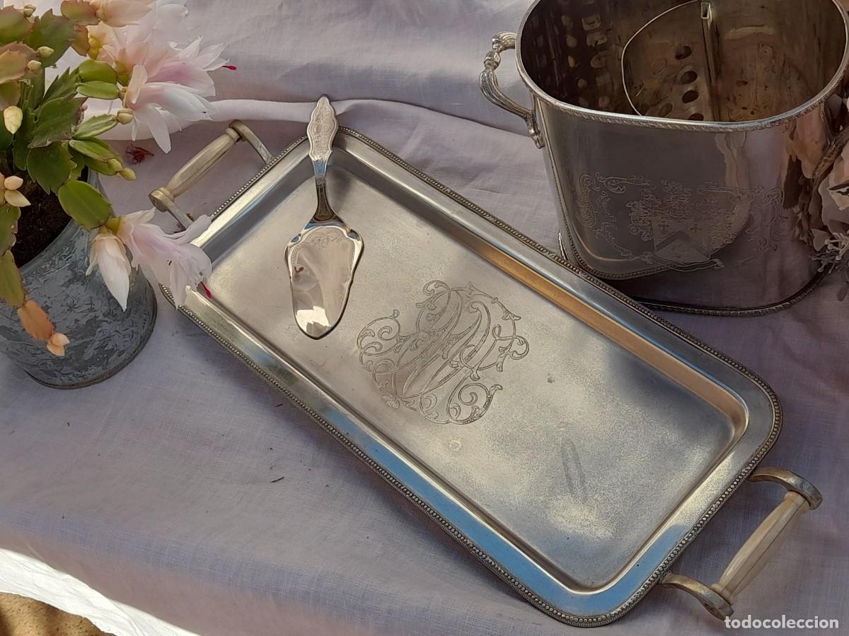 Vintage: Bandeja de metal con asas - Foto 1