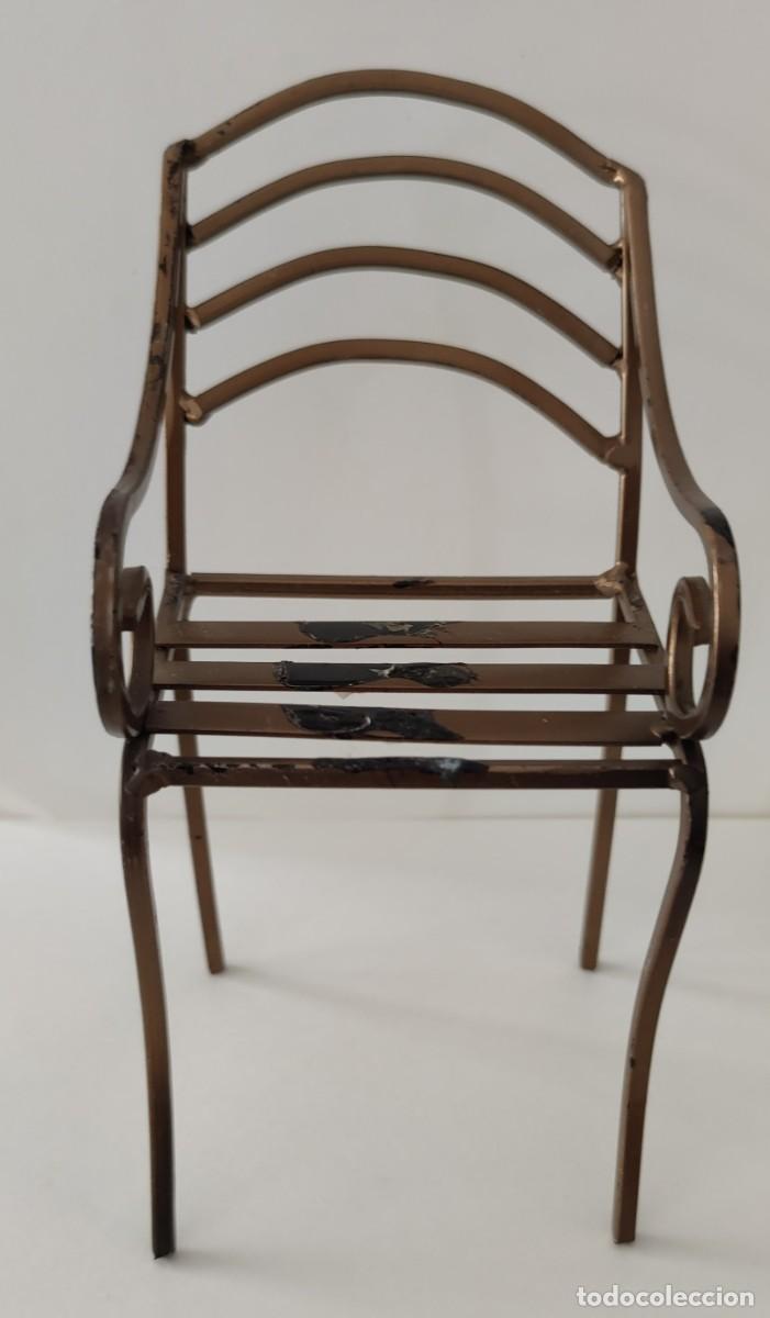 Vintage: Silla de Metal Dorada - Foto 2