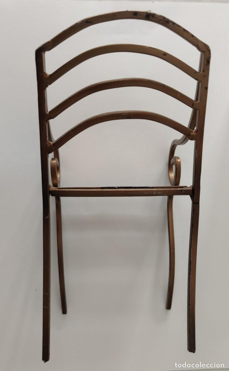 Vintage: Silla de Metal Dorada - Foto 10