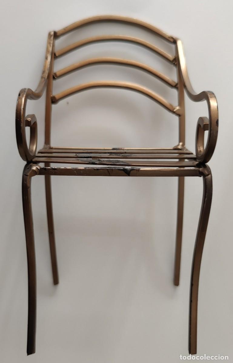 Vintage: Silla de Metal Dorada - Foto 12