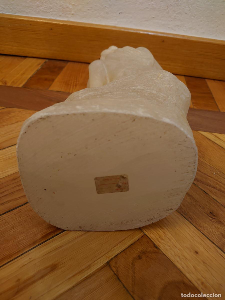 Vintage: Figura de piedra mujer. - Foto 6