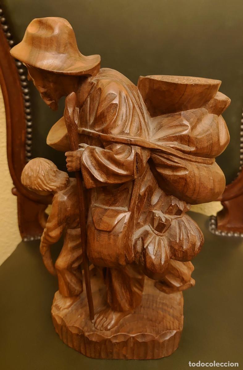 Vintage: Figura de madera tallada de anciano. - Foto 7