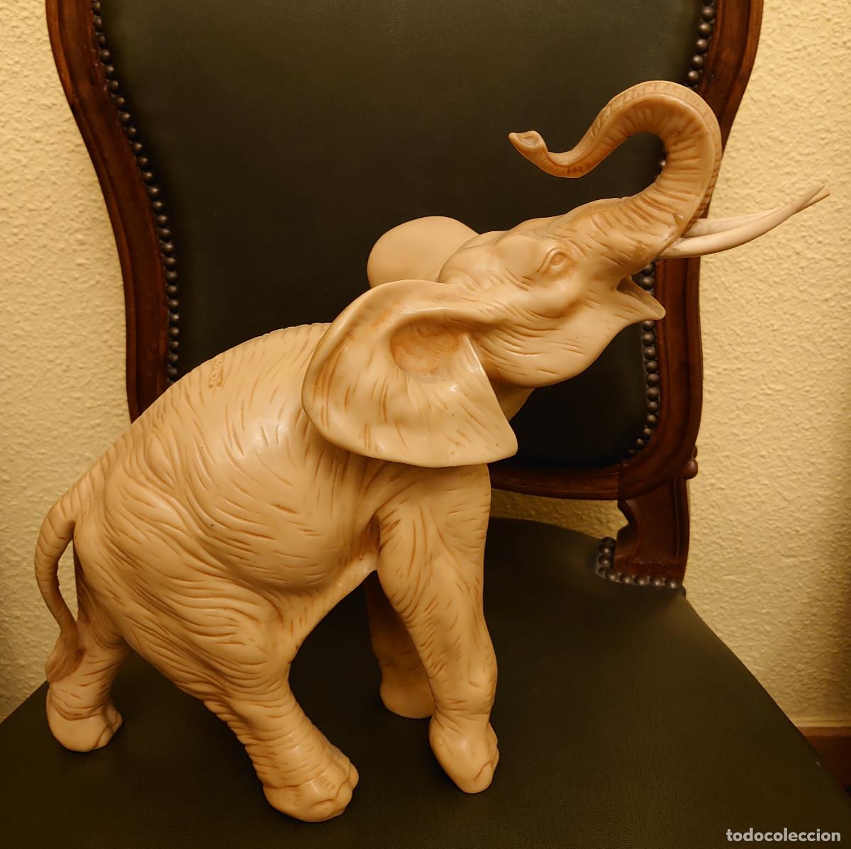 Vintage: Elefante de resina grande. - Foto 2