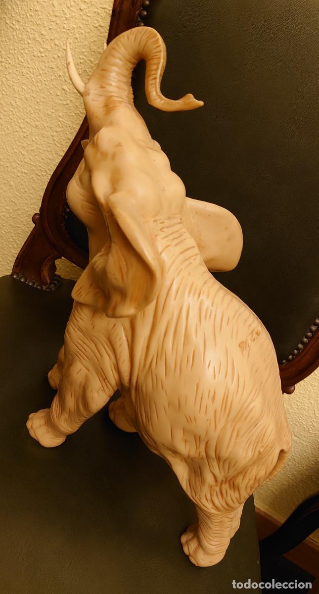 Vintage: Elefante de resina grande. - Foto 7