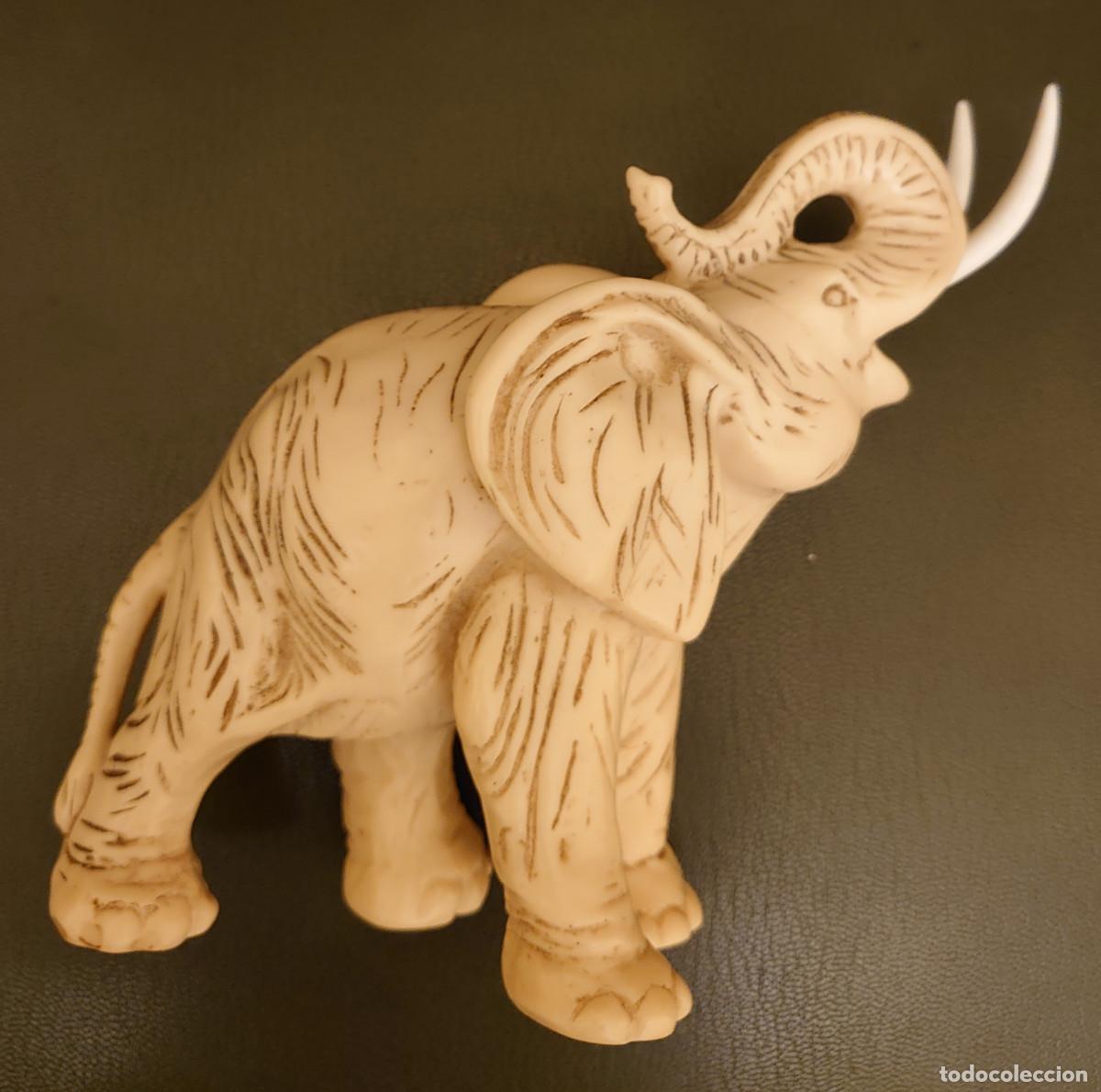 Vintage: Elefante de resina peque&ntilde;o. - Foto 4