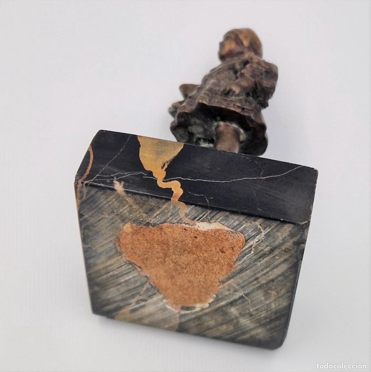 Vintage: Figura de bronce sobre base de m&aacute;rmol. 1880 - 1900 - Foto 4