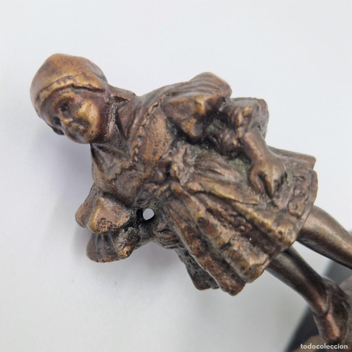 Vintage: Figura de bronce sobre base de m&aacute;rmol. 1880 - 1900 - Foto 5