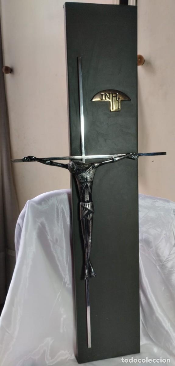 Vintage: Cristo crucificado. A&ntilde;os 70. - Foto 1