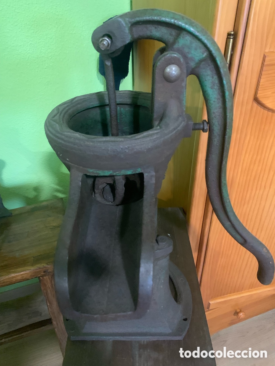 Vintage: Bomba agua manual antigua