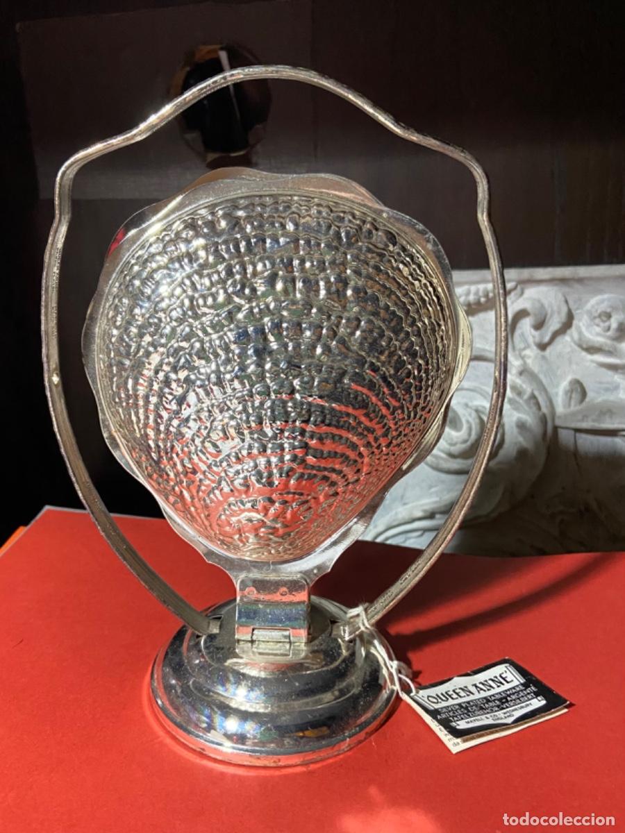 Vintage: C-217-35. Bandeja plegable aperitivos. Queen Anne. Silver plated. England...