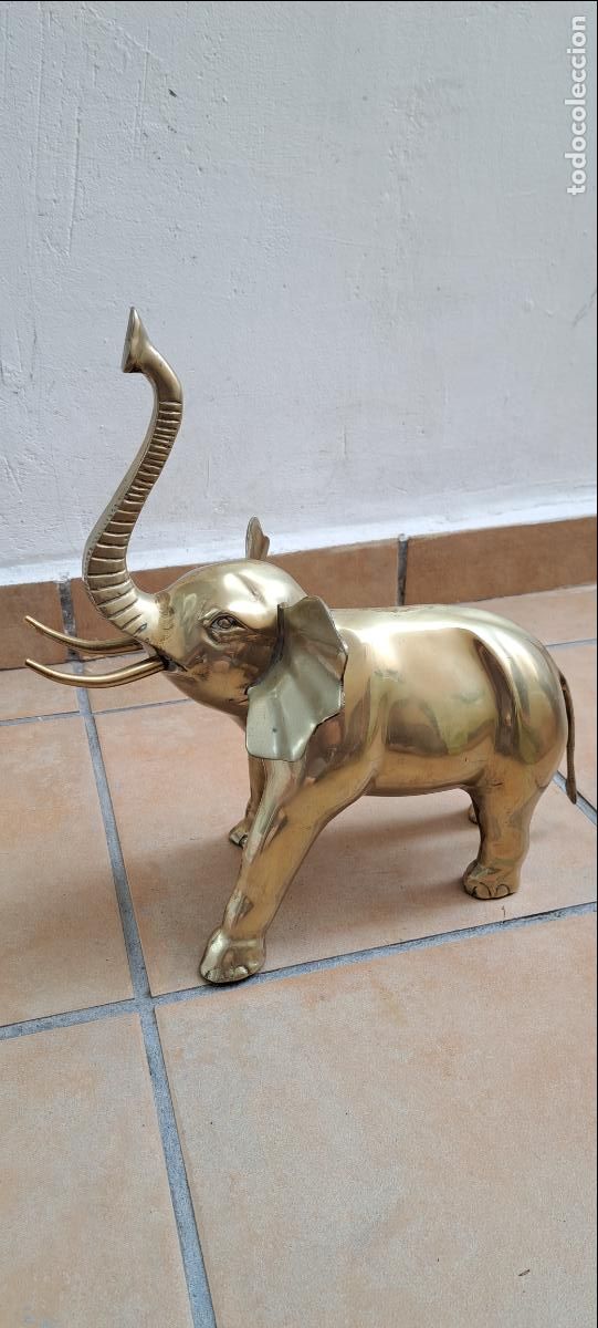 Vintage: Figura Escultura Elefante de Metal Lat&oacute;n