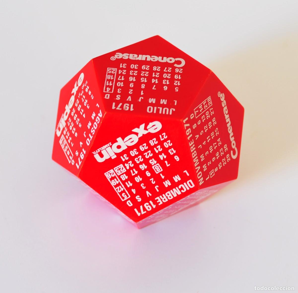 Vintage: Calendario vintage de 1971. De pl&aacute;stico rojo. Publicidad Exepin Zambeletti y Coneurase. Maraca