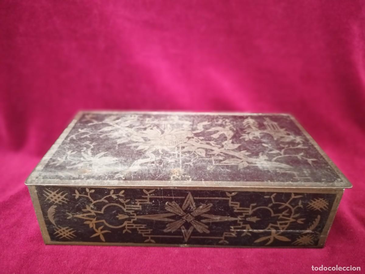 Vintage: CAJA DE LAT&Oacute;N VINTAGE. - Foto 1