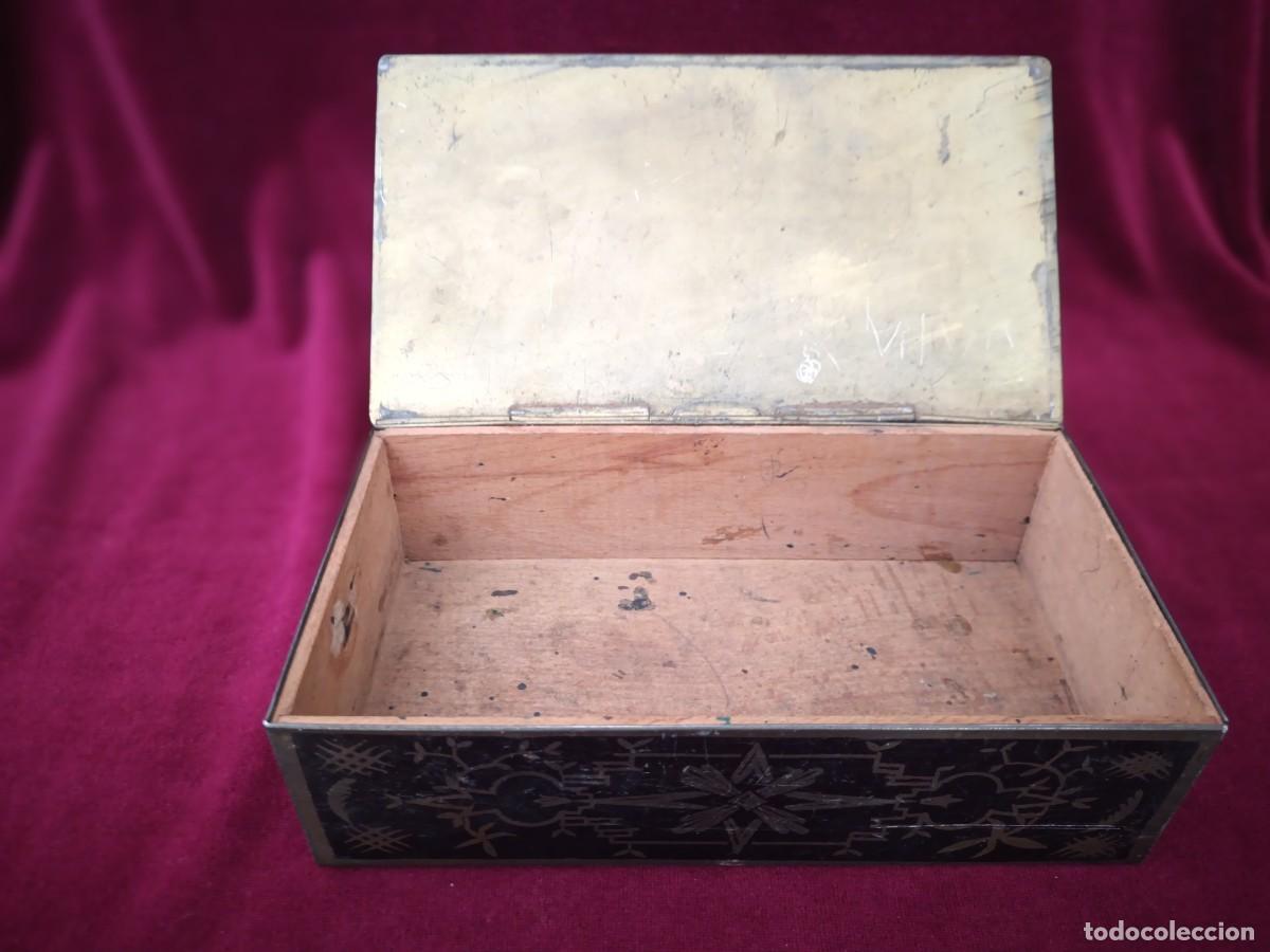 Vintage: CAJA DE LAT&Oacute;N VINTAGE. - Foto 4