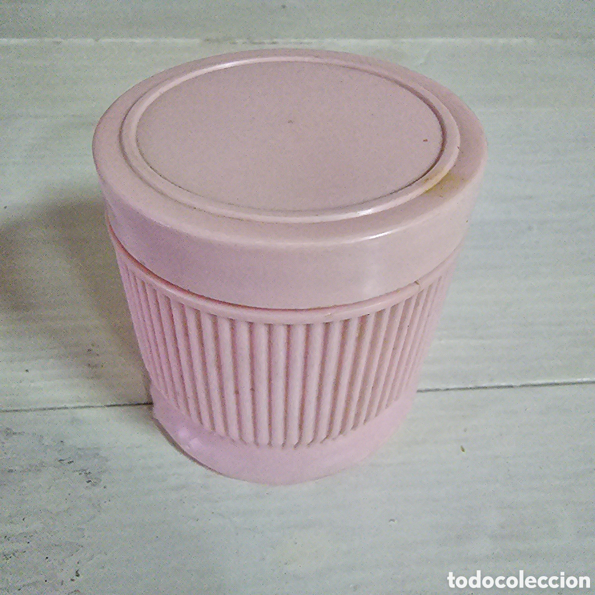 Vintage: ANTIGUO BOTE CREMA AVON - Foto 1