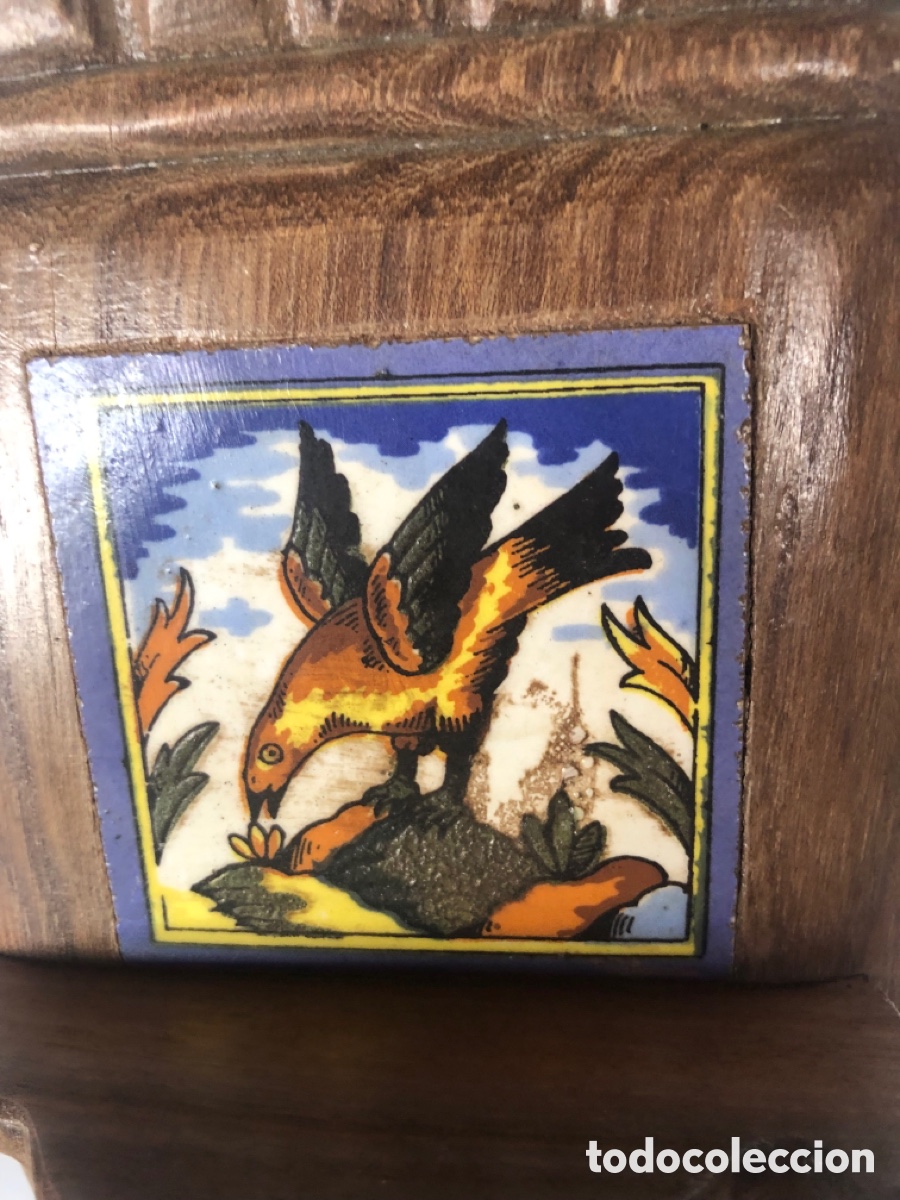 Vintage: percha de madera tallada con azulejo - Foto 2