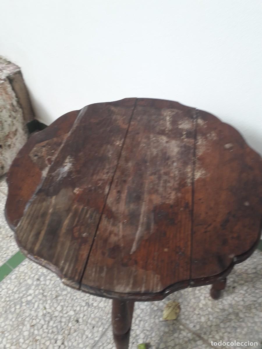 Vintage: BUENA MESITA DE MADERA - Foto 2